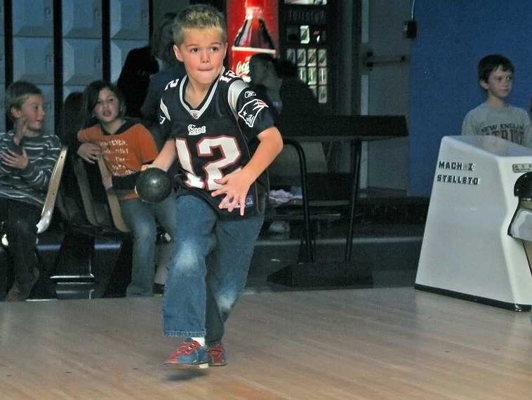 Trevor.<br />Arianna's 8th birthday party.<br />November 5, 2005 - Leo's Super Bowl, Amesbury, Massachusetts.