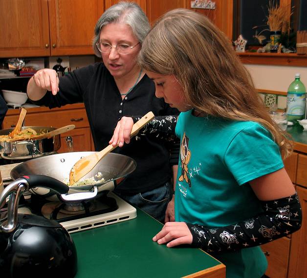 Joyce and Marissa.<br />Miranda's 4th birthday and Melody's birthday celebration.<br />Dec. 26, 2005 - Merrimac, Massachusetts.