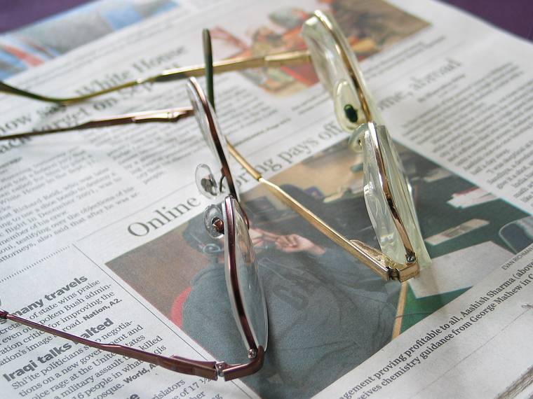 March 28, 2006 - Merrimack, Massachusetts.<br />My new and old glasses, which will be recycled soon.