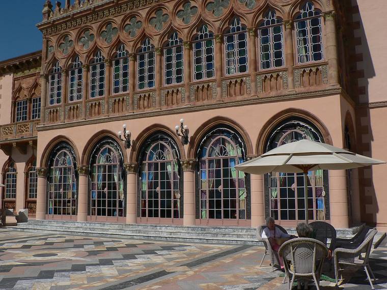 May 28, 2006 - Sarasota, Florida.<br />John and Mable Ringling Estate.<br />Marie and Joyce at C d'Zan Mansion.