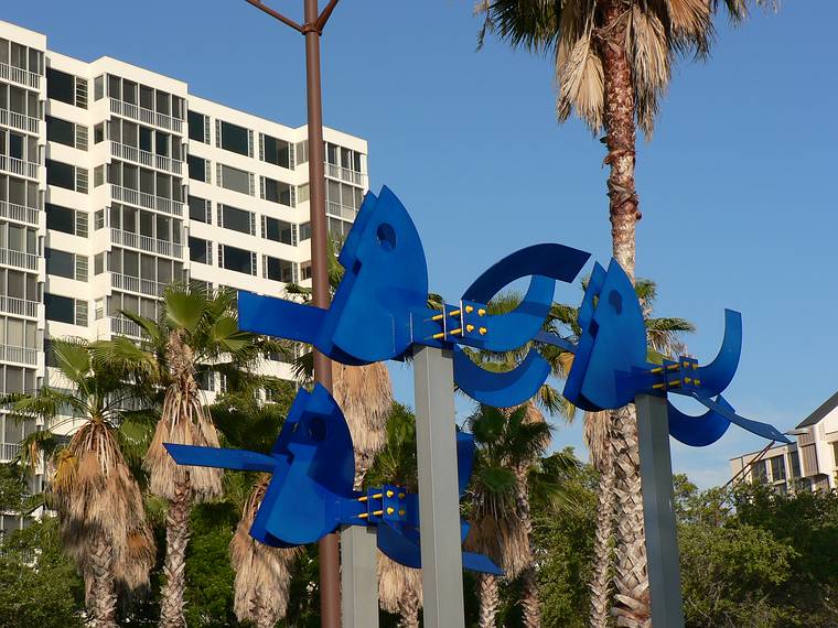 May 28, 2006 - Sarasota, Florida.<br />Sculpture along the waterfront.<br />Jorge Blanco, "The Swimmers", 2005, $58,000, aluminum, enamel, 14 x 13 x 8.