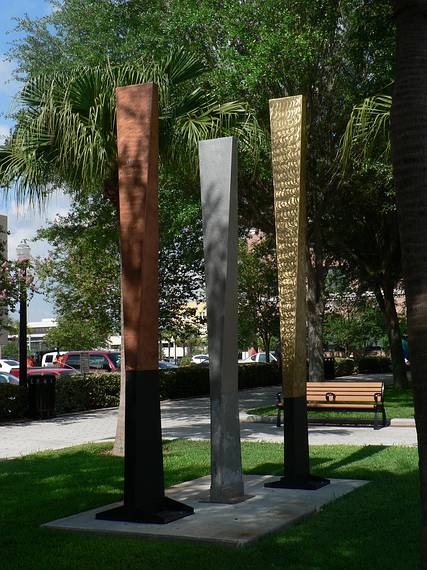 May 31, 2006 - Lakeland, Florida.<br />Polk Museum's Sixth Annual Florida Outdoor Sculpture Competition.<br />Carl Billingsley (Ayden, NC), "Three Graces", brass, copper, aluminum and steel, 13'x11x12.