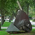 May 31, 2006 - Lakeland, Florida.<br />Polk Museum's Sixth Annual Florida Outdoor Sculpture Competition, best of show.<br />Andrew Arvanetes (Colleyville, TX), "City Mouse", 2002, stainless steel, 12 x 8 x 16.