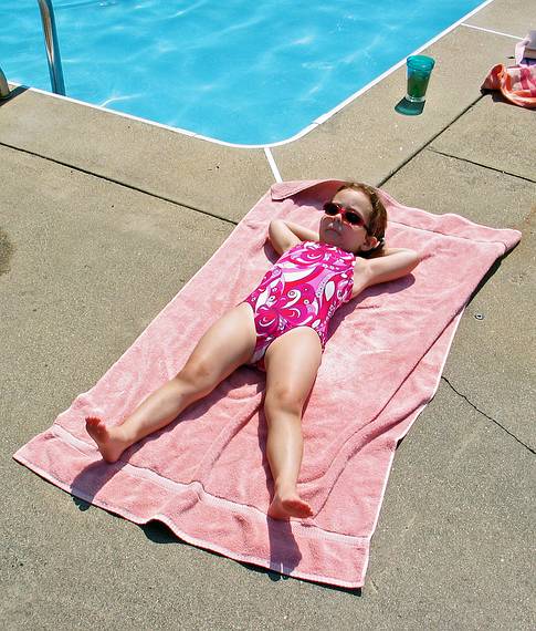 July 3, 2006 - Lawrence, Massachusetts.<br />Miranda enjoying an afternoon at Memere Marie's pool.