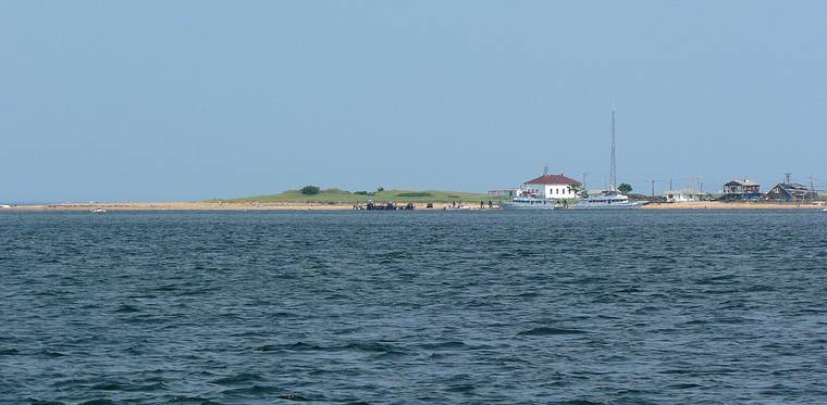 July 10, 2006 - Newburyport, Massachusetts.<br />A 45-min. narrated harbor cruise.<br />Coast Guard building at the northern tip of Plum Island.