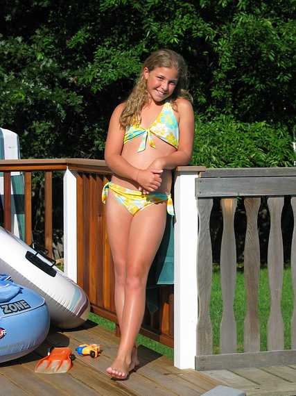 August 8, 2006 - South Hampton, New Hampshire.<br />11 year old Marissa.