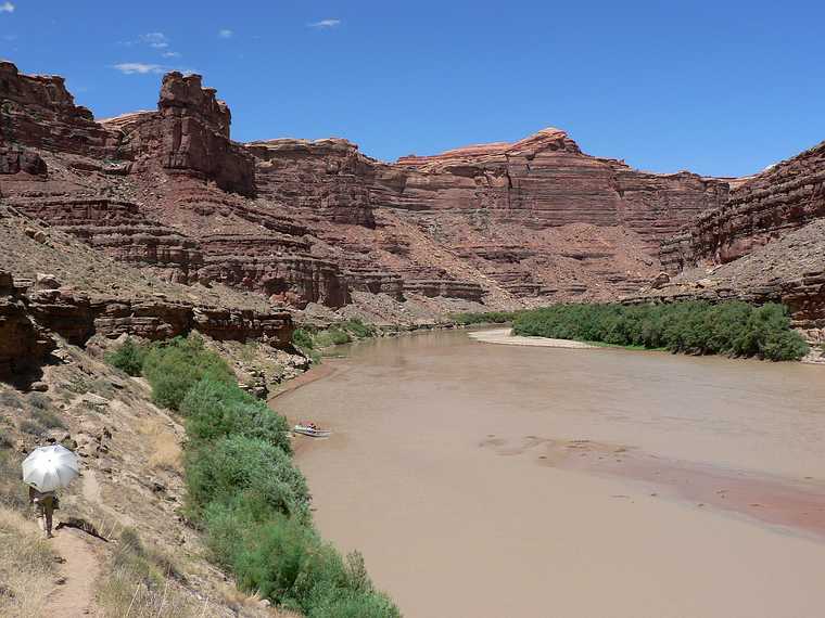 August 15, 2006 - Day 4 on the Green River, Utah.<br />Joyce heading back to our canoes after a hike in Water Canyon.