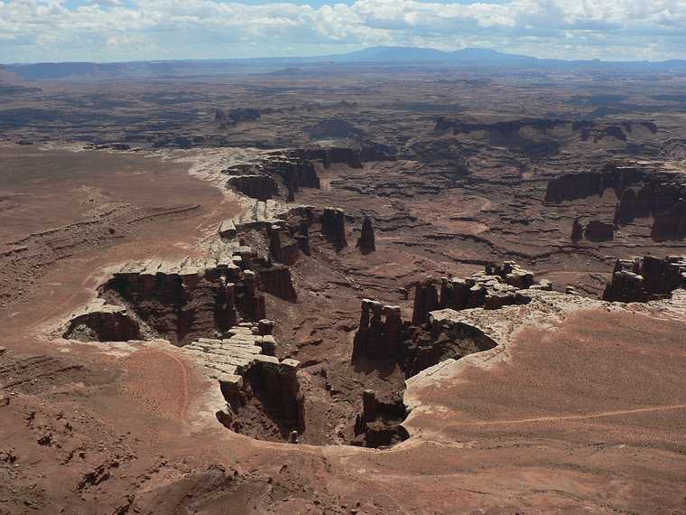 August 17, 2006 - Island in the Sky, Canyonlands National Park, Utah.<br />Views from path to White Rim Overlook.