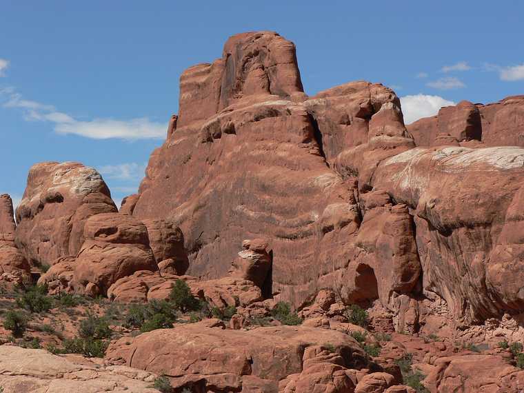 August 18, 2006 - Arches National Park, Utah.<br />A guided tour through Fiery Furnace, the coolest place in the park.