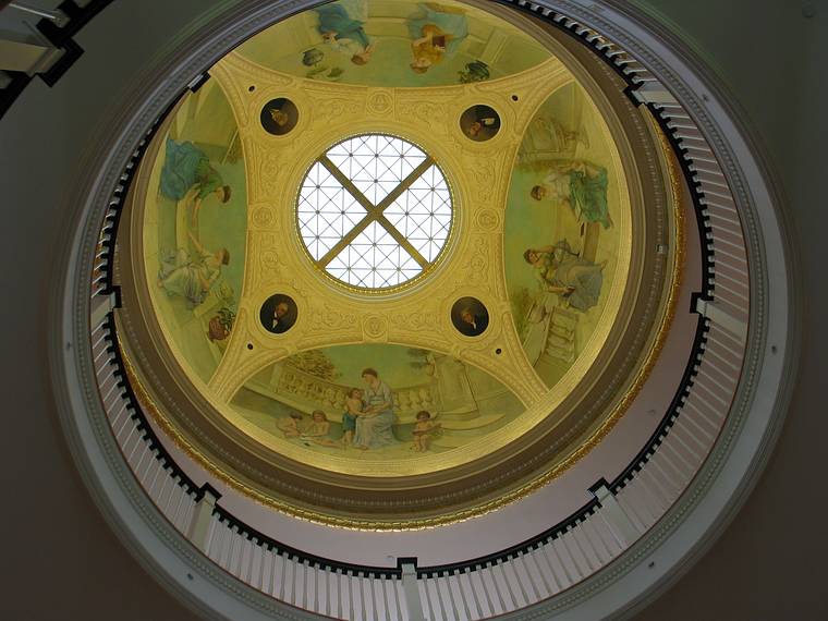 Sept. 21, 2006 - Longwood University, Farmville, Virginia.<br />The interior of the dome of the Rotunda.