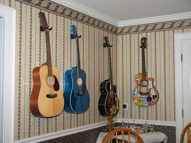Dec. 25, 2006 - South Hampton, New Hampshire.<br />Guitars.