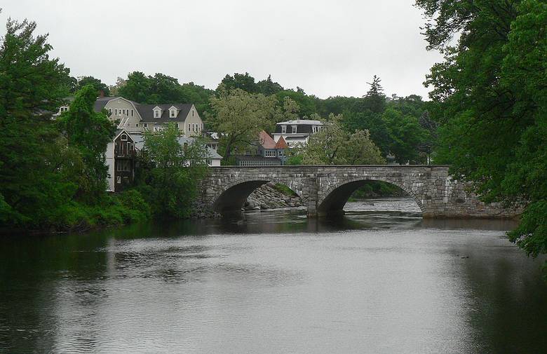 June 4, 2007 - Henniker, New Hampshire.<br />Rt. 114 bridge over the Contoocook River.
