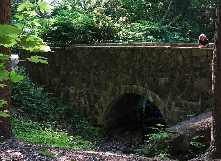 July 3, 2007 - Maudslay State Park, Newburyport, Massachusetts.<br />Joyce.