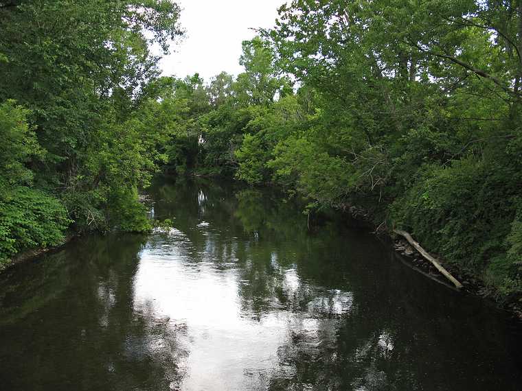 July 13, 2007 - Lee, Massachusetts.<br />The Housatonic River looking North from the W. Park St. bridge.