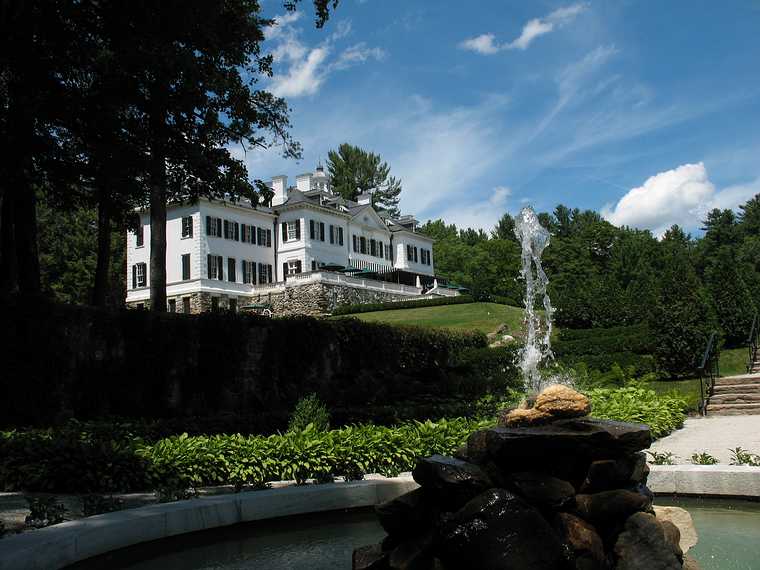 July 14, 2007 - At Edith Wharton's The Mount, Lenox, Massachusetts.