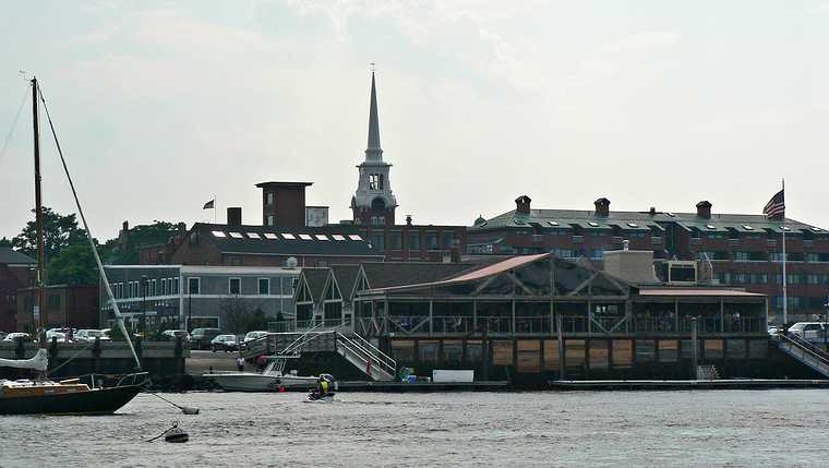 Sept. 8, 2007 - Newburyport, Massachusetts, harbor cruise.<br />The Black Cow restaurant at the waterfront.