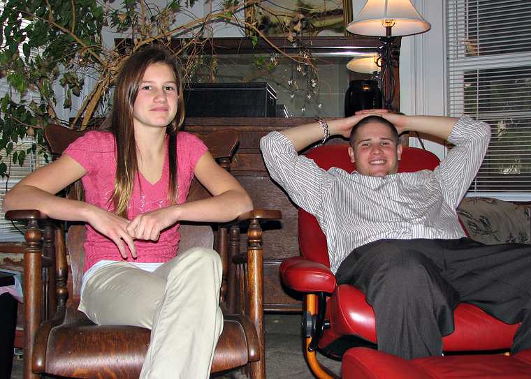 Nov. 22, 2007 - Thanksgiving dinner at Paul and Norma's, Tewksbury, Massachusetts.<br />Laura and her brother Colin.