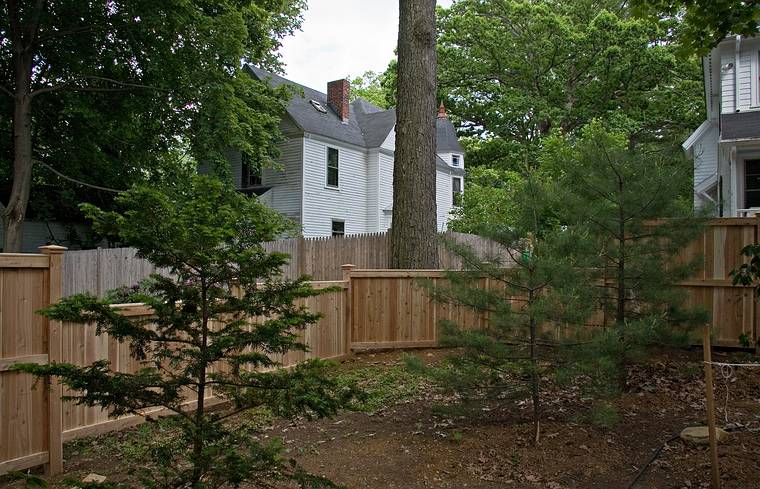 June 1, 2008 - Merrimac, Massachusetts.<br />The new fence, looking towards Donna's house.