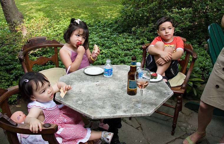 June 21, 2008 - Baltimore, Maryland.<br />Alina, Luciana and Oliver.