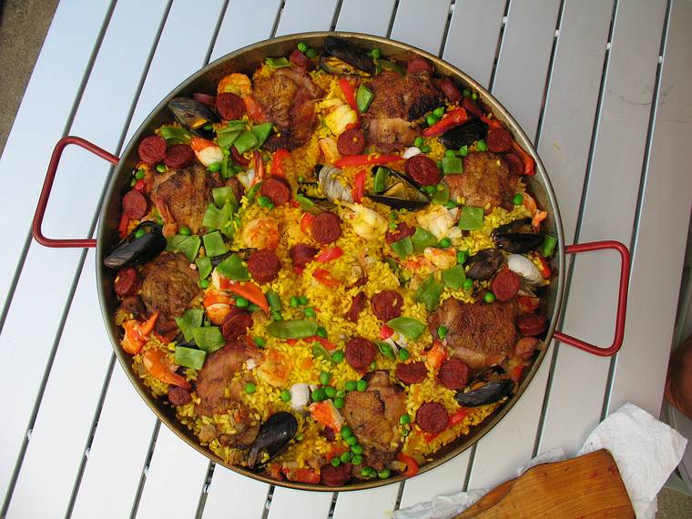 July 13, 2008 - Lawrence, Massachusetts.<br />The making of a Spanish paella (Time-Life: The Cooking of Spain and Portugal).<br />The perfect paella.