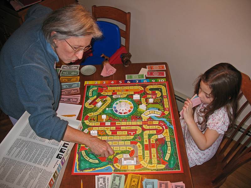 Nov. 23, 2008 - Merrimac, Massachusetts.<br />Joyce and Miranda playing "The Game of Life".