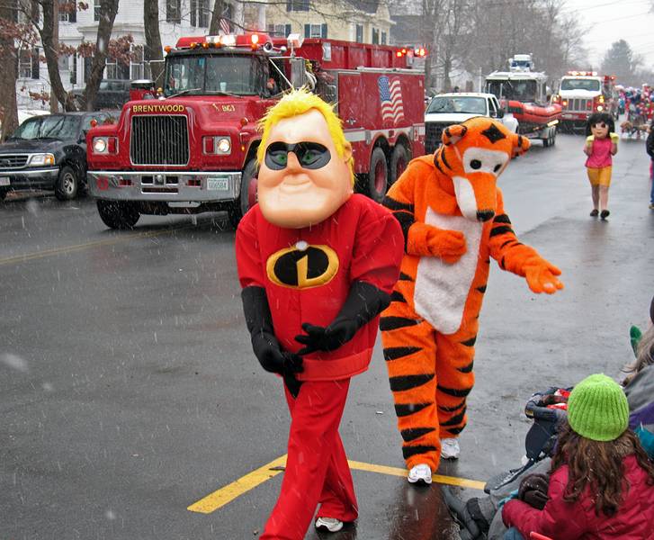 Dec. 7, 2008 - Santa Parade in Merrimac, Massachusetts.