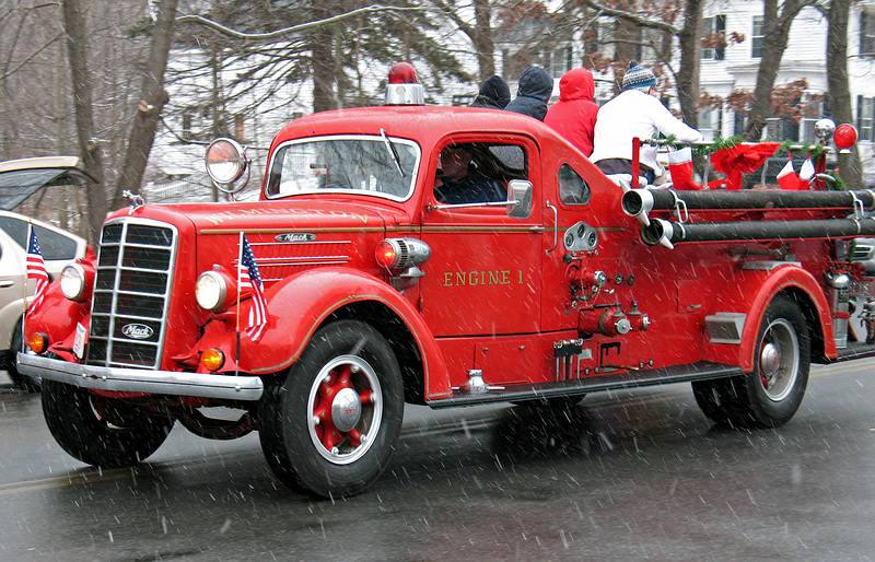 Dec. 7, 2008 - Santa Parade in Merrimac, Massachusetts.