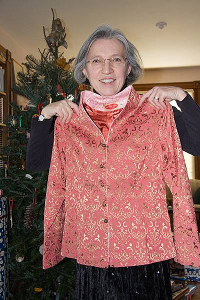 Dec. 25, 2008 - Merrimac, Massachusetts.<br />Joyce showing her present from Norma and Paul.