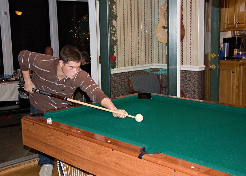Dec. 25, 2008 - South Hampton, New Hampshire.<br />Colin.