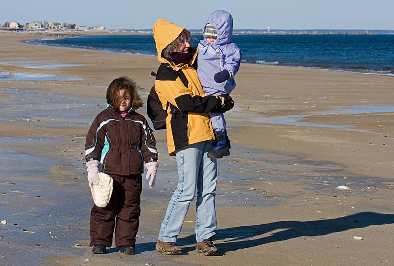 Jan. 4, 2009 - Parker River National Wildlife Refuge, Plum Island, Massachusetts.<br />Miranda, Joyce, and Matthew.