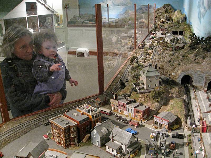 Jan. 9, 2009 - Wenham Museum, Wenham, Massachusetts.<br />Joyce and Matthew.
