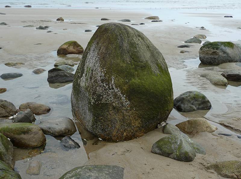 May 24, 2009 - Sandy Point State Reservation, Plum Island, Massachusetts.<br />'The rock'.