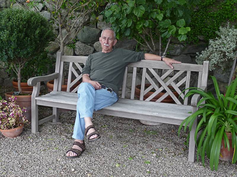 June 7, 2009 - Fuller Gardens, North Hampton, New Hampshire.<br />Ronnie.