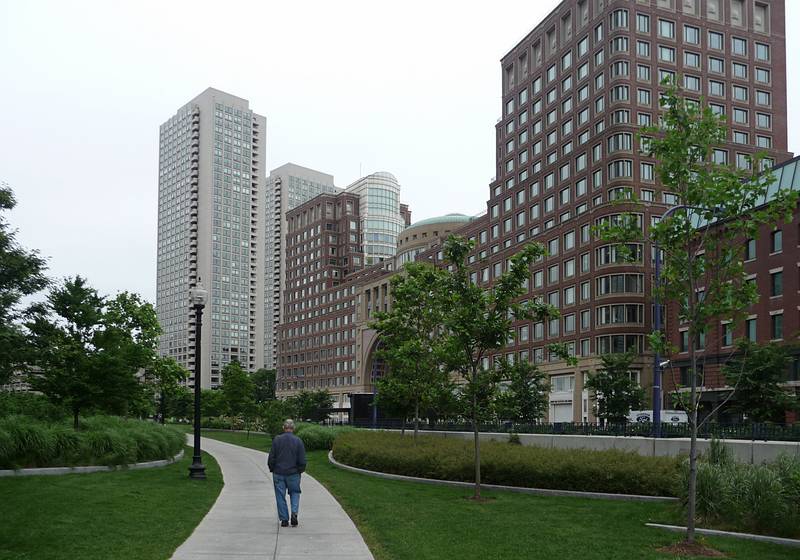 June 10, 2009 - Boston, Massachusetts.<br />Ronnie leading the way down the Greenway.