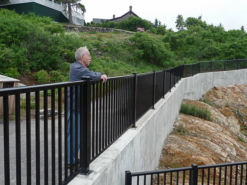 June 15, 2009 - Ogunquit, Maine.<br />Ronnie on newly renovated section of Marginal Way.