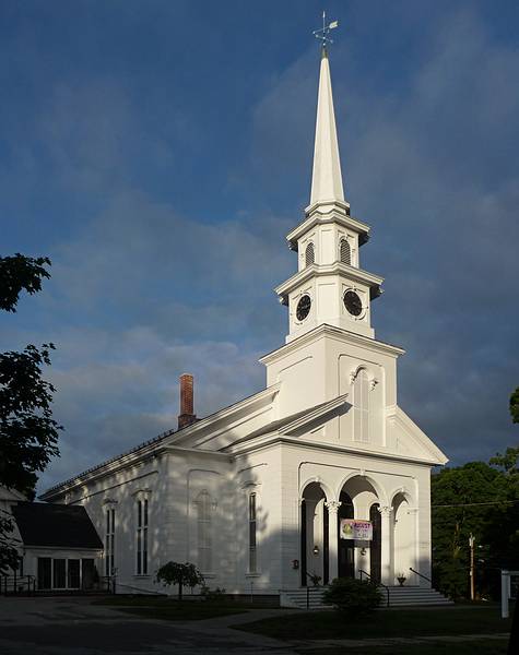 June 19, 2009 - Merrimac, Massachusetts.<br />Pilgrim Congregational Church on Church Street.