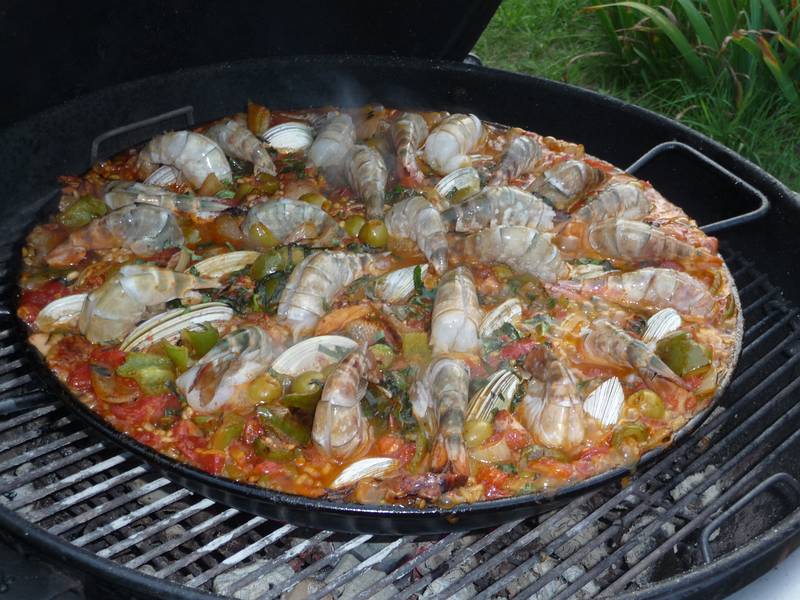 August 18, 2009 - At Marie's resort, Lawrence, Massachusetts.<br />Paella on the grill.
