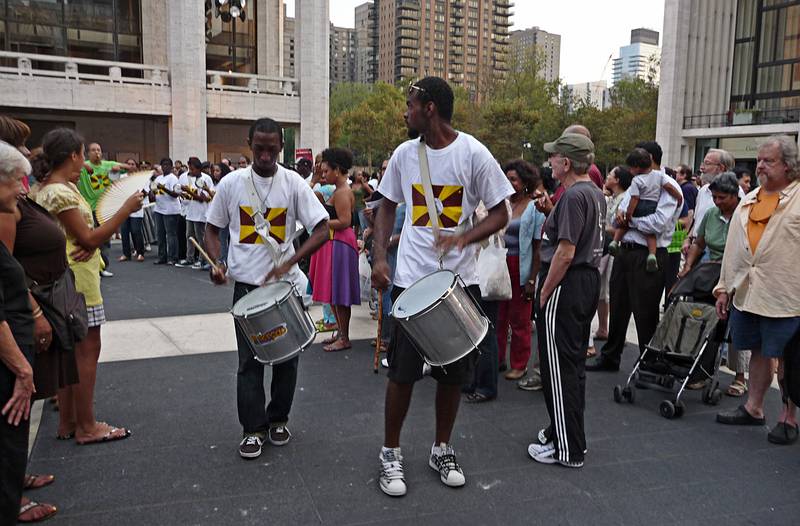 August 20, 2009 - Manhattan, New York, New York.<br />Performers at Lincoln Center (Josie Robertson) Plaza