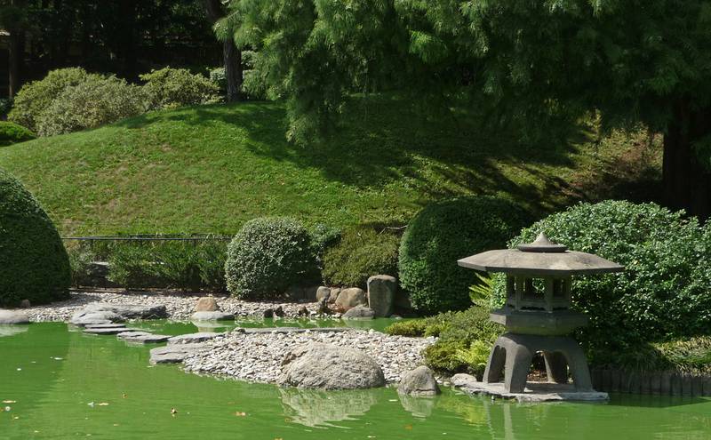 August 21, 2009 - Brooklyn Botanic Garden, Brooklyn, New York, New York.<br />At the Japanese Hill-and-Pond Garden.