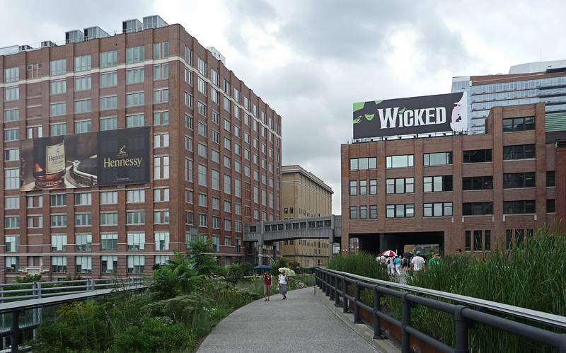 August 22, 2009 - High Line Park, Manhattan, New York, New York.<br />Joyce and Baiba along the lower path.