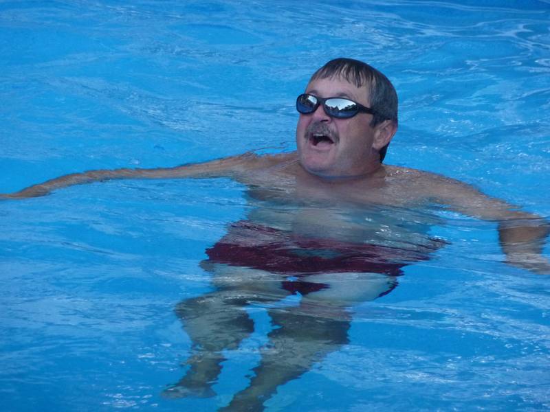 Sept 7, 2009 - At Marie's resort in Lawrence, Massachusetts.<br />Celebrating Paul L's retirement.<br />Paul L jumped into the pool with the promise that Paul G would grill some beef ribs.