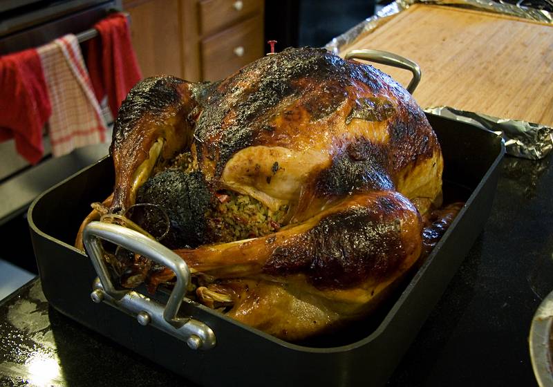 Nov. 26, 2009 - Thanksgiving at Paul and Norma's in Tewksbury, Massachusetts.<br />The 28 pound turkey just out of the oven.