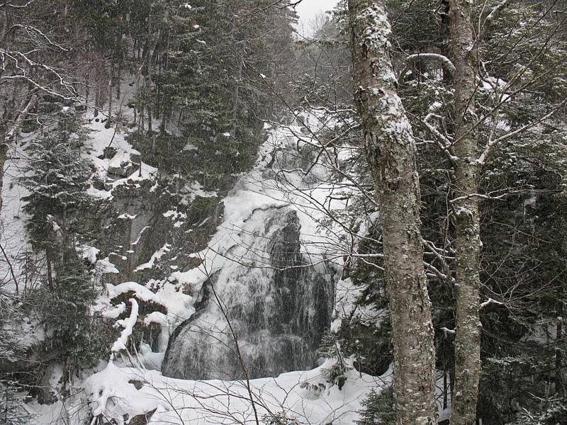 Dec. 28, 2009 - Tuckerman Ravine Trail, Pinkham Notch, New Hampshire.<br />Crystal Falls.