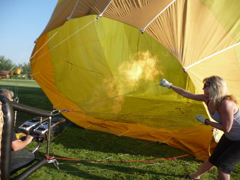 August 1, 2009 - Ballooning in Kelowna, British Columbia, Canada.<br />Once the air gets heated up, the balloon rises fast.