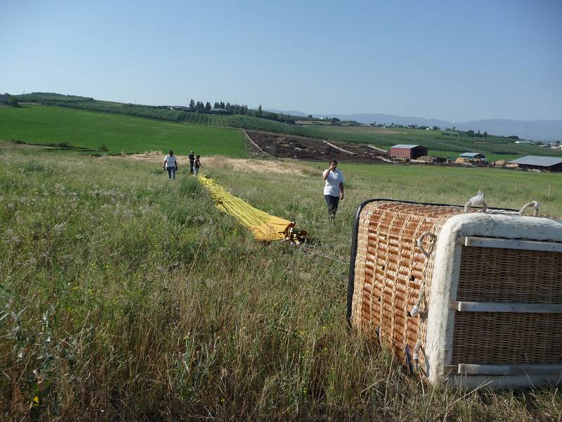 August 1, 2009 - Ballooning in Kelowna, British Columbia, Canada.