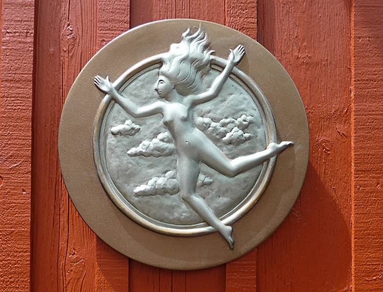 By Lindley Briggs.<br />May 22, 2010 - Barn Gallery in Ogunquit, Maine.
