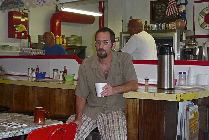 This very funny guy kept us entertained.<br />Breakfast at the Sunrise Cafe.<br />June 23, 2010 - Geneva-on-the-Lake, Ohio.