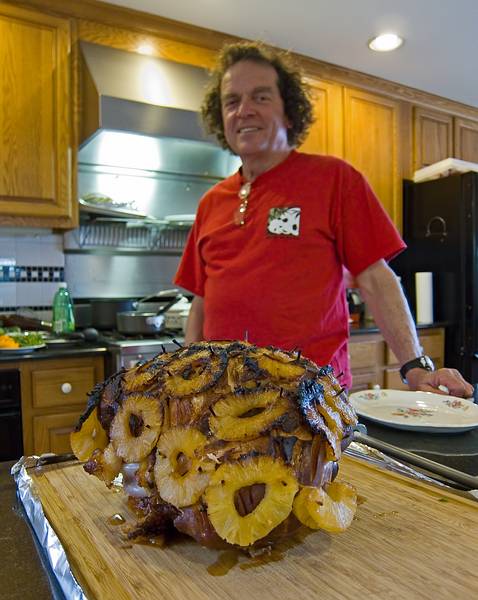 Paul and his famous Easter ham. Delicious.<br />April 24, 2011 - Easter dinner at Paul and Norma's in Tewksbury, Massachsuetts.
