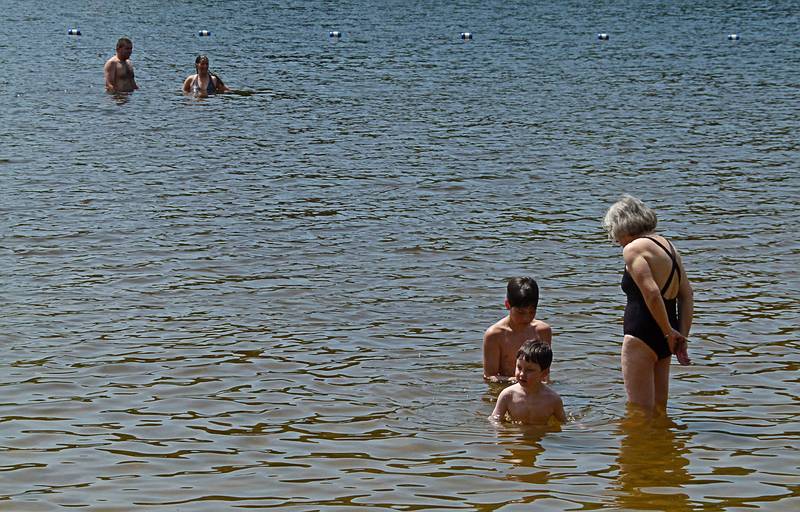 Sati and Melody, and Gujn, Marks and Joyce.<br />June 20, 2011 - Pawtuckaway State Park, Nottingham, New Hampshire.