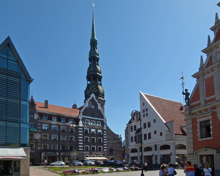 View from in front of the House of the Blackheads.<br />June 3, 2011 - Riga, Latvia.